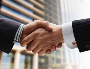 珠寶企業(yè)內(nèi)訓(xùn) 提升禮儀服務(wù)，塑造品牌形象